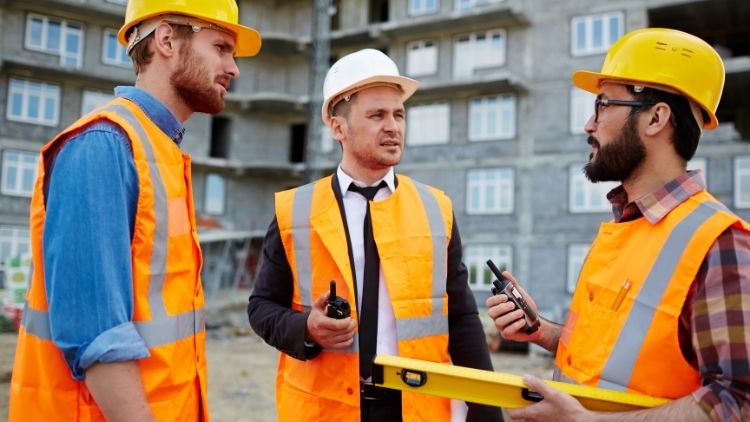 Do I Really Need a General Contractor?