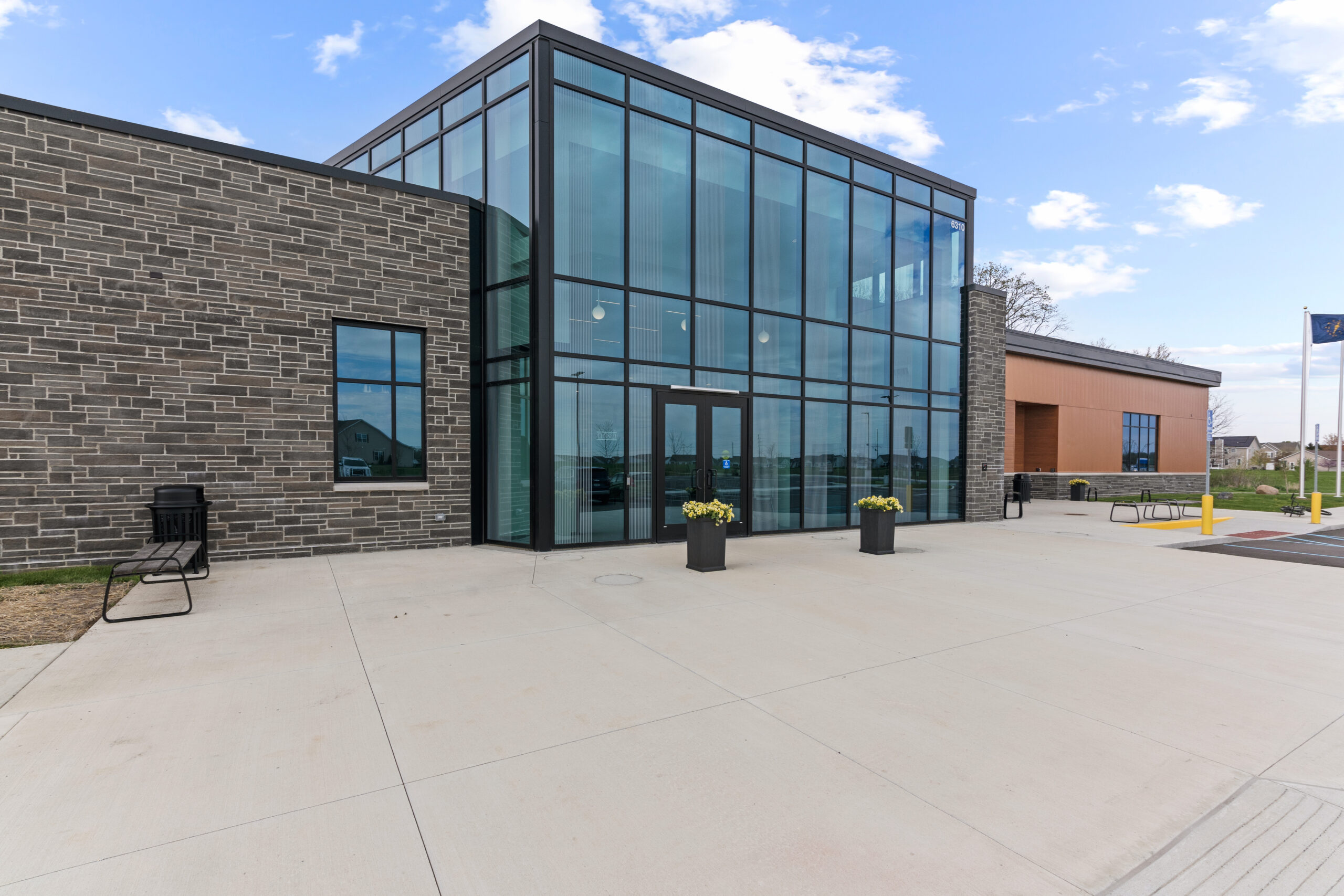 Hussey-Mayfield Memorial Public Library in Whitestown